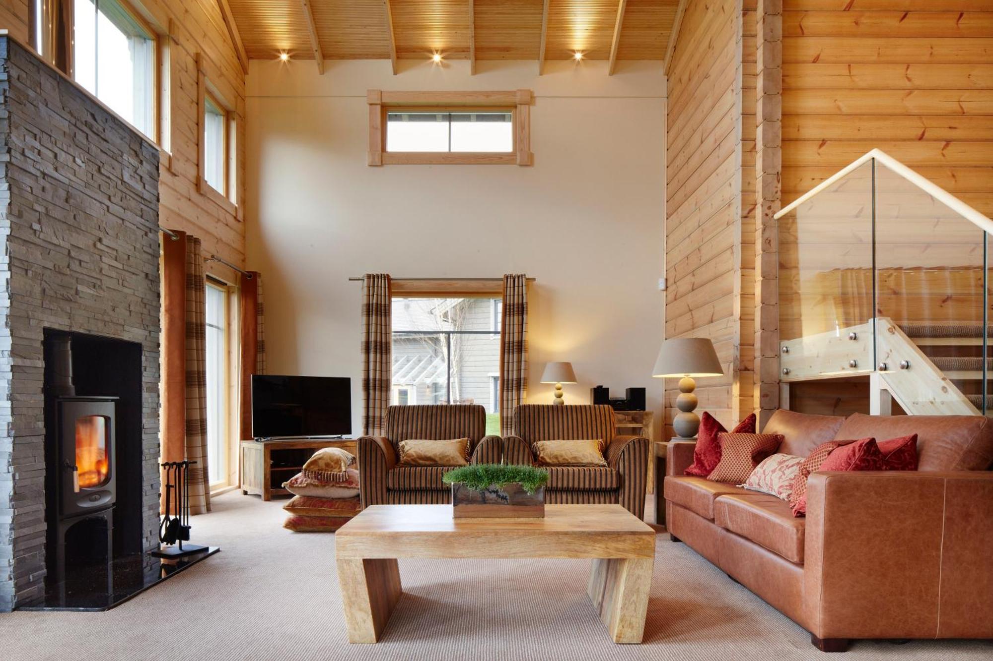 Hunter Lodges By Celtic Manor Newport  Exterior photo